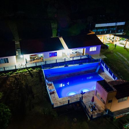 Pousada Na Regiao De Extrema A 1 Hora De Sp Luaran gambar